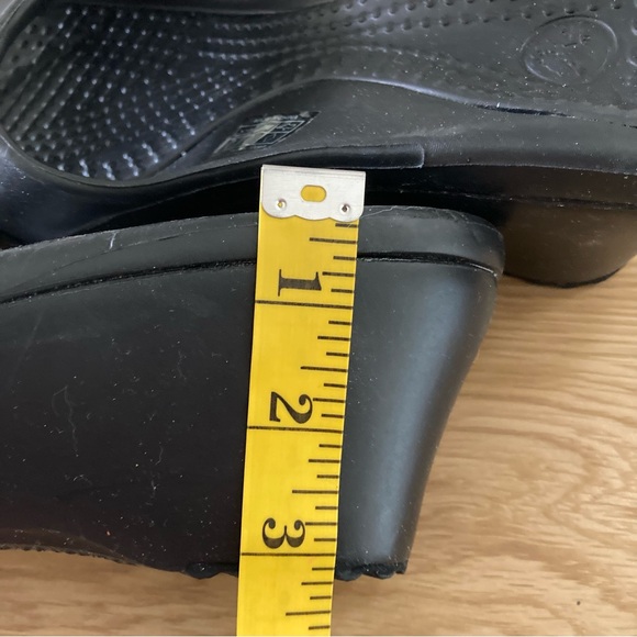 Crocs Size 11 Black Heel Sandals - NWT - Picture 5 of 6